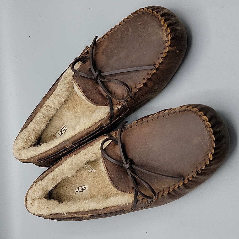 UGG Mens Olsen Slipper in Tan Leather Size 13